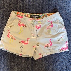 Mini Boden flamingo shorts